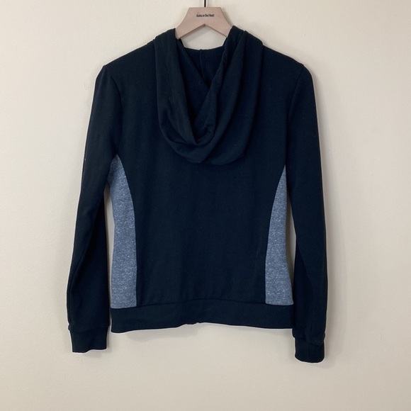 𝅺PINK by Victoria’s secret Hoodie - Picture 4 of 4